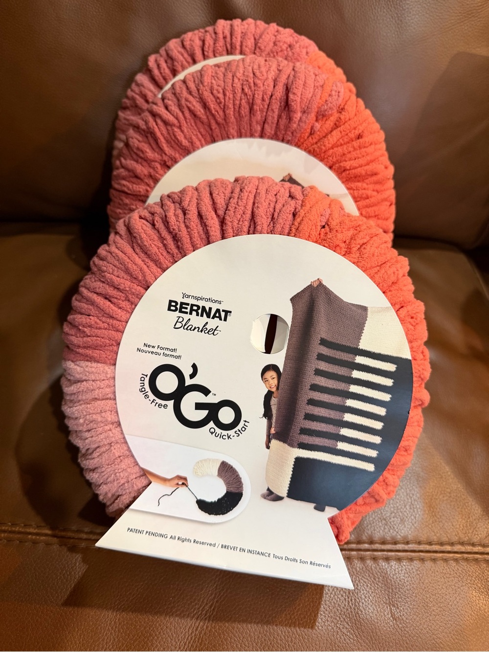 Bernat Blanket O'Go Chunky Yarn - Coral Pink